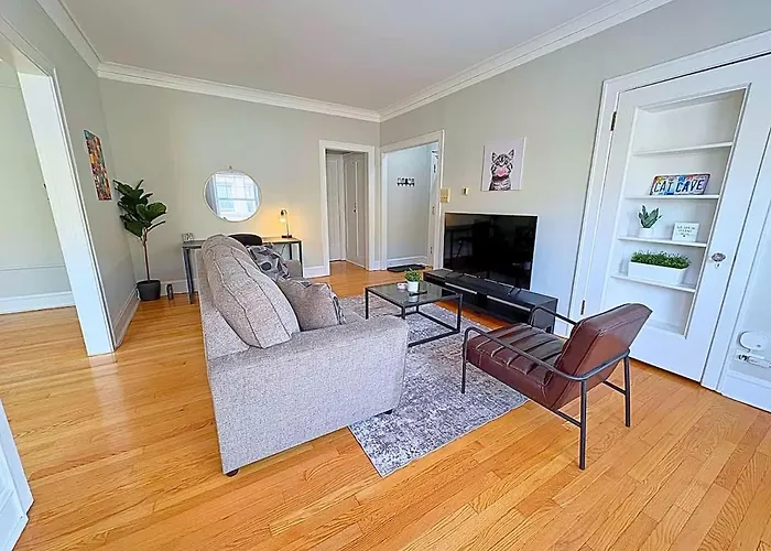 Charming 1br In - Hinman B3