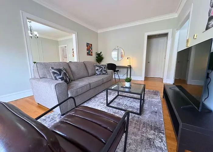 Charming 1br In - Hinman B3